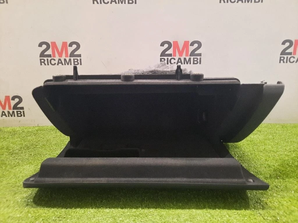 BOX Portaoggetti 8K1857035B6PS Audi A4 8K5 Avant 2012