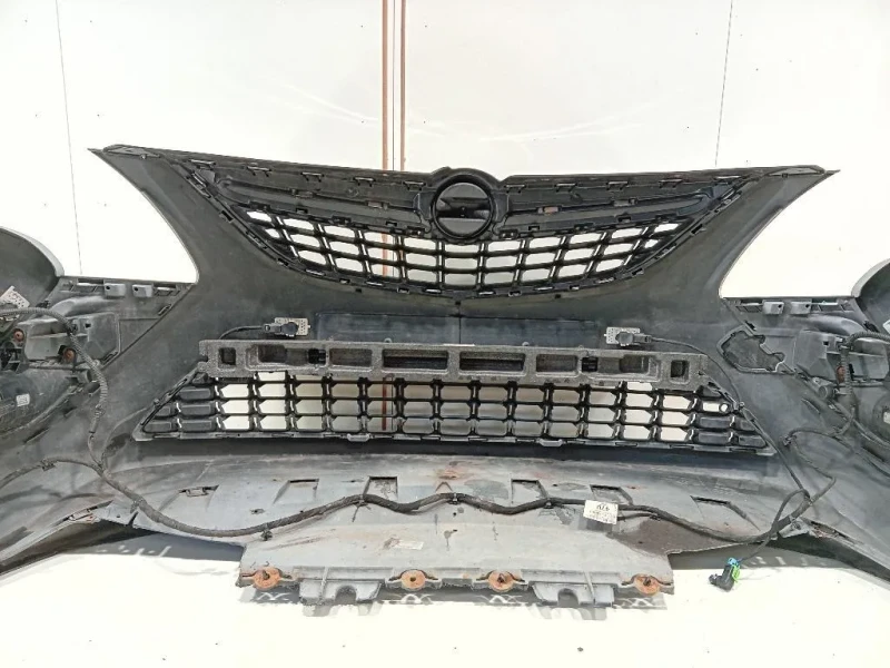 Paraurti ANT 13300485 Opel Zafira C 2012