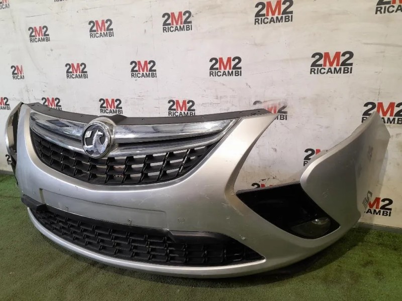Paraurti ANT  Opel Zafira C 2012
