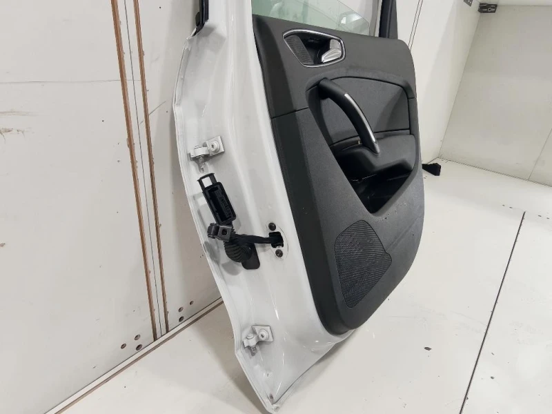 Porta POST DX 8X4833052B Audi A1 8XA Sportback 2012