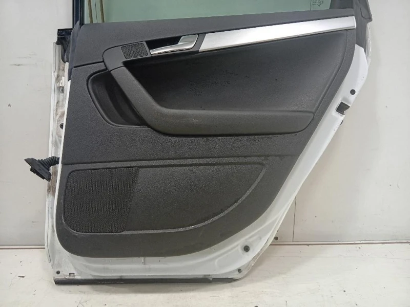 Porta POST DX 8P4833052A Audi A3 8PA Sportback 2010