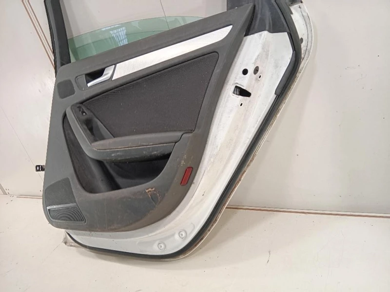 Porta POST DX 8K5833052C Audi A4 8K2 2008