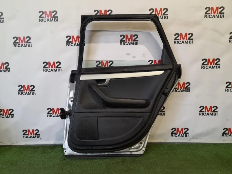 Porta POST DX 8K5833052C Audi A4 8K2 2008