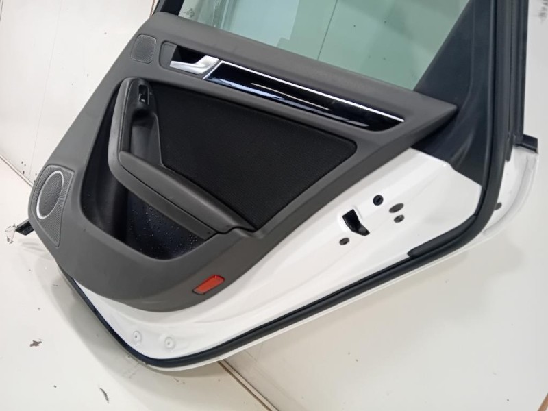 Porta POST DX 8K5833052C Audi A4 8K2 2008