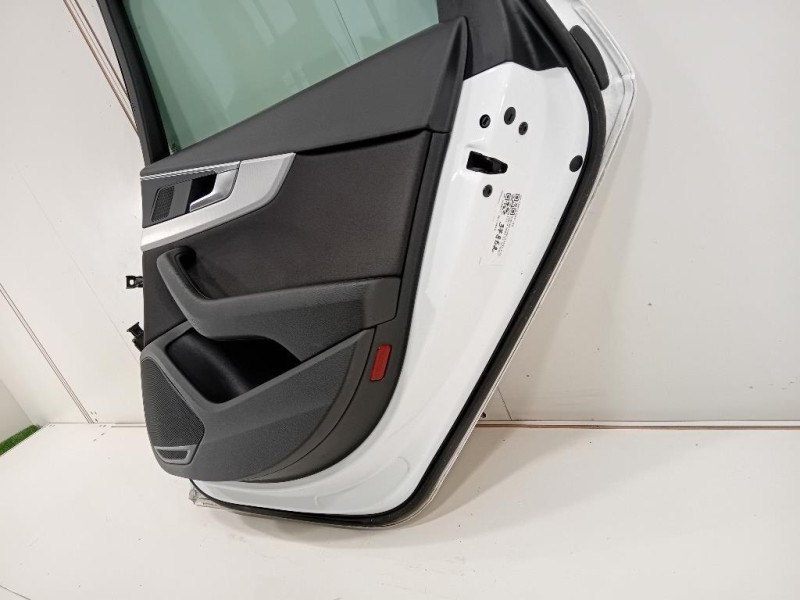 Porta POST DX 8W9833052B Audi A4 8W5 Avant 2015