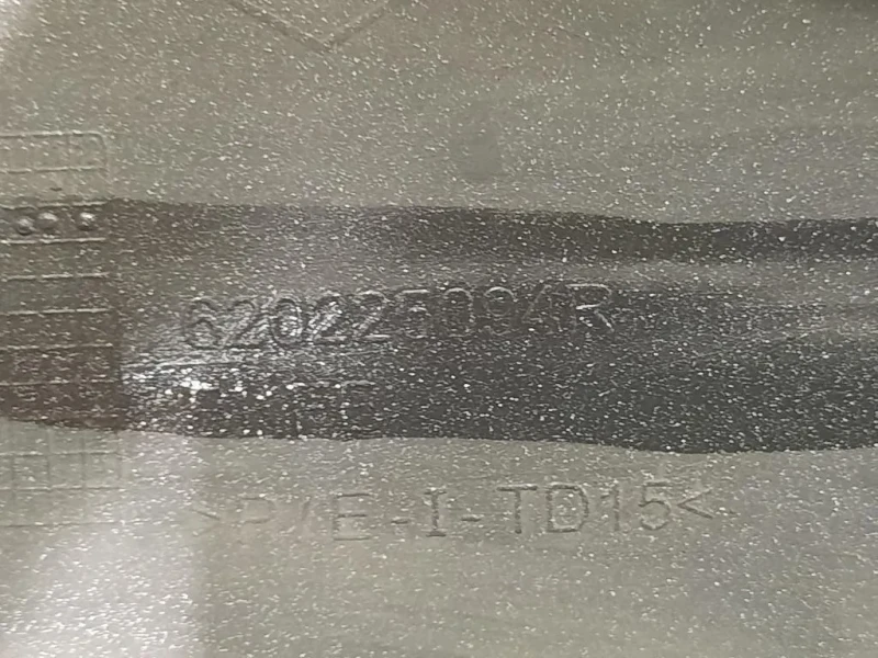 Paraurti ANT 620225094R Renault Mégane IV 2016