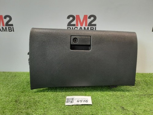 BOX Portaoggetti GS1D-64161 Mazda 6 II SW 2008