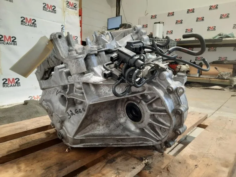 Cambio EE 5TH0617290 6 MARCE MANUALE D60103000 Mazda 6 III 2013