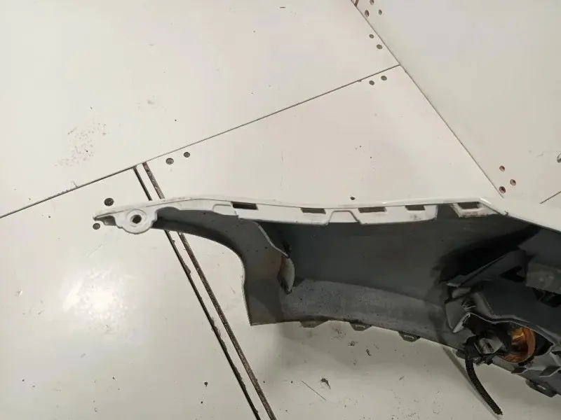 Paraurti ANT 5K0807221 Volkswagen GOLF VI 2009