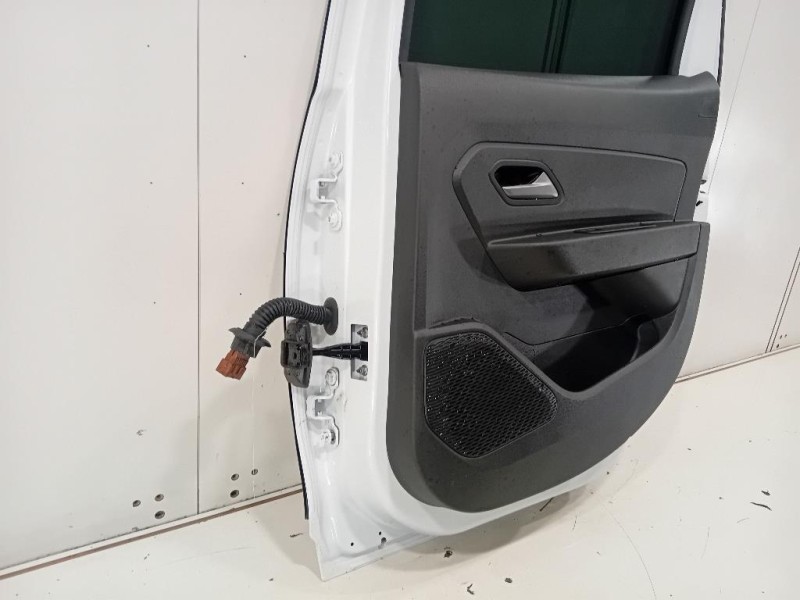 Porta POST DX 821009199R Dacia Duster II 2021