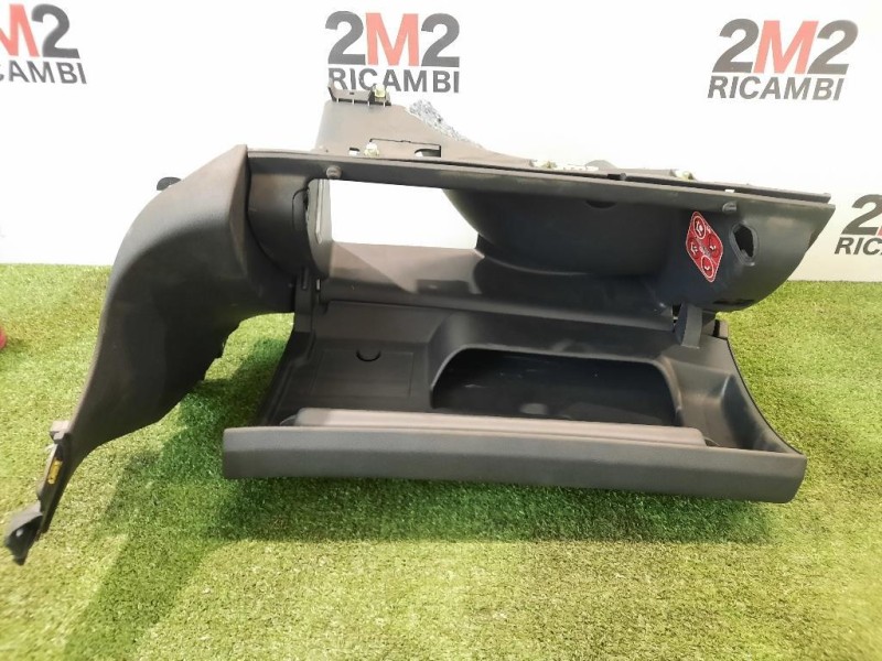 BOX Portaoggetti 8218YP 9685050177 Peugeot 3008 I 2009