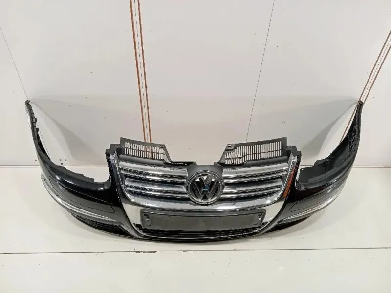 Paraurti ANT 1K0 807 221 D Volkswagen Jetta IV 2010