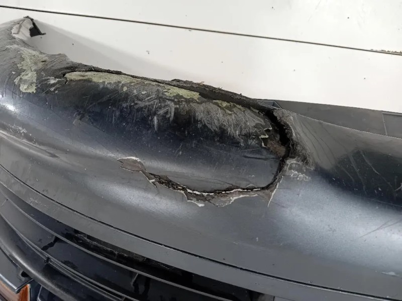 Paraurti ANT 3C0 807 221 Volkswagen Passat VI 2011