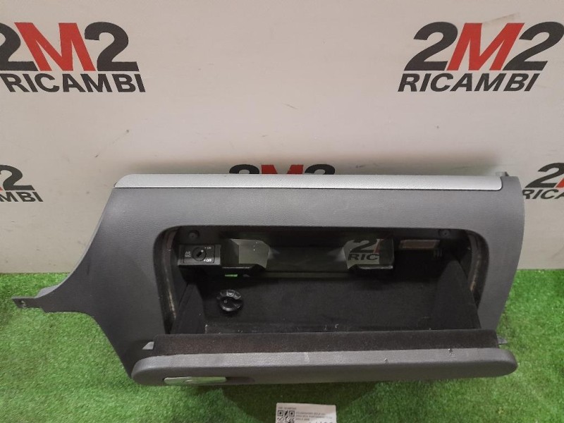 BOX Portaoggetti 1K1857290 Volkswagen GOLF V 2004