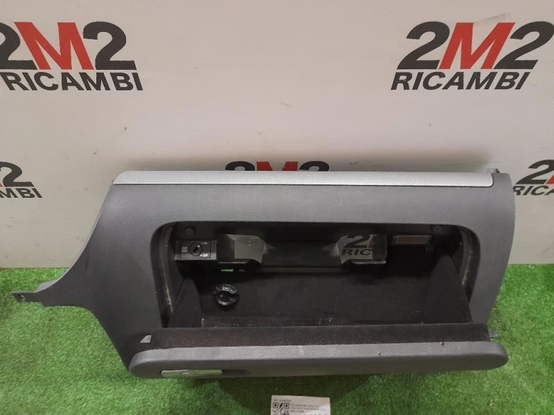 BOX Portaoggetti 1K1857290 Volkswagen GOLF V 2004