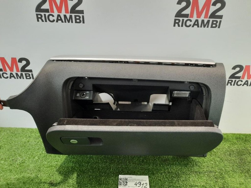 BOX Portaoggetti 1K1857114AA82V Volkswagen GOLF VI 2009