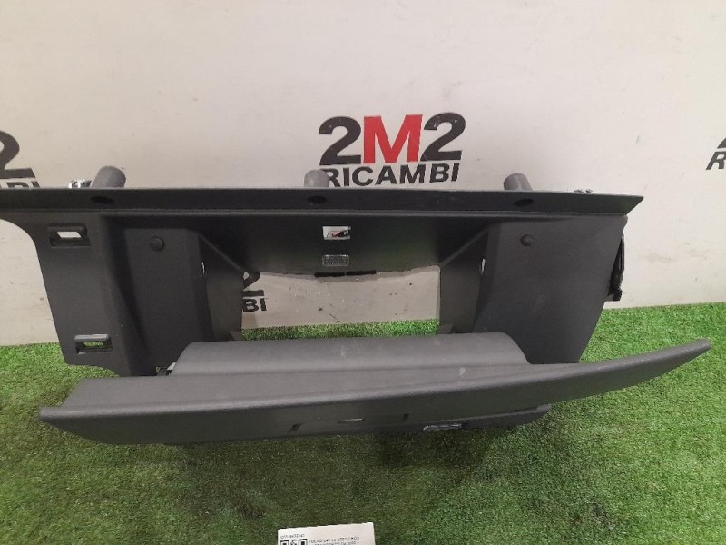 BOX Portaoggetti 8626141 Volvo S40 II 2004