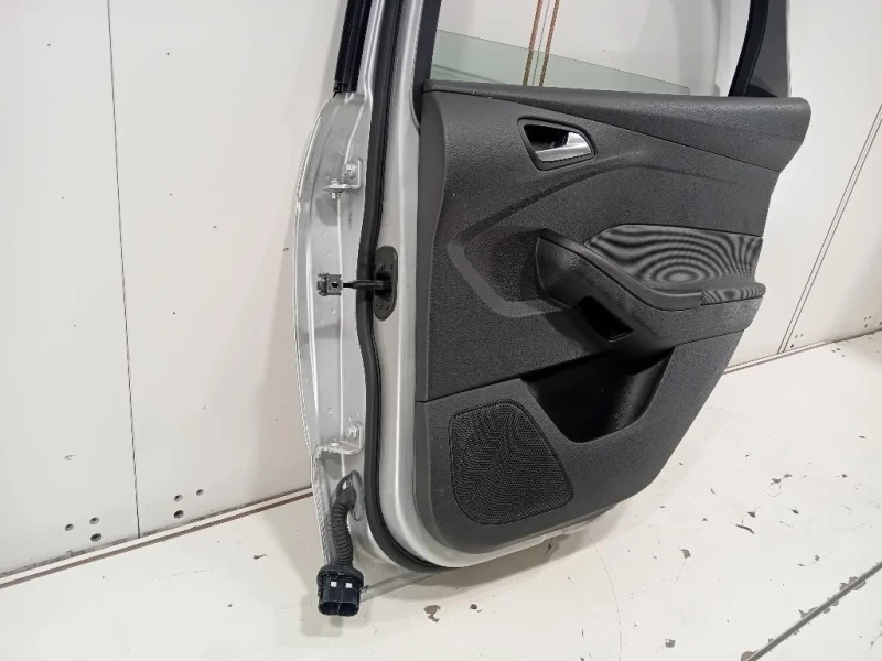 Porta POST DX 2172763 Ford Focus IV SW 2011