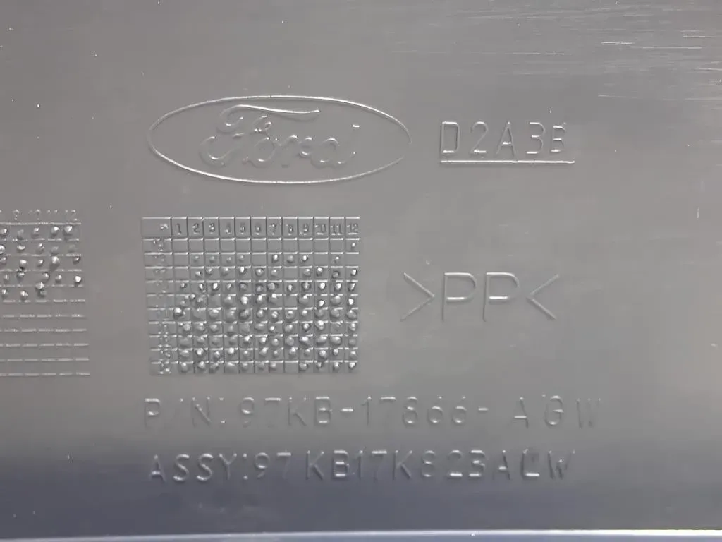 Paraurti Centrale POST 97KB-17866-AGW Ford KA II 2009