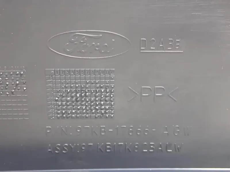 Paraurti Centrale POST 97KB-17866-AGW Ford KA II 2009