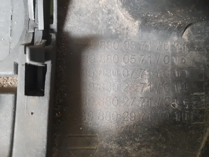 Paraurti Centrale POST A6398800371 Mercedes VITO W639 2004