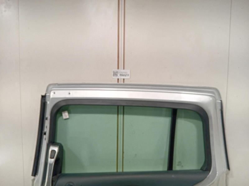 Paraurti Centrale POST MR533016 Mitsubishi Pajero III 2000