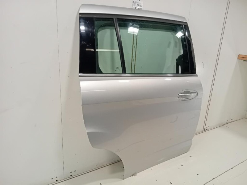 Paraurti Centrale POST MR533016 Mitsubishi Pajero III 2000