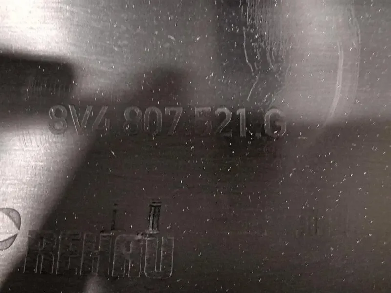 Paraurti INF POST 8V4807521G Audi A3 8PA Sportback 2010