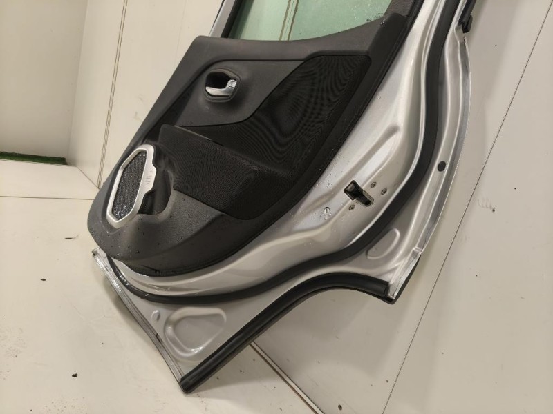 Porta POST DX Jeep Renegade 2015