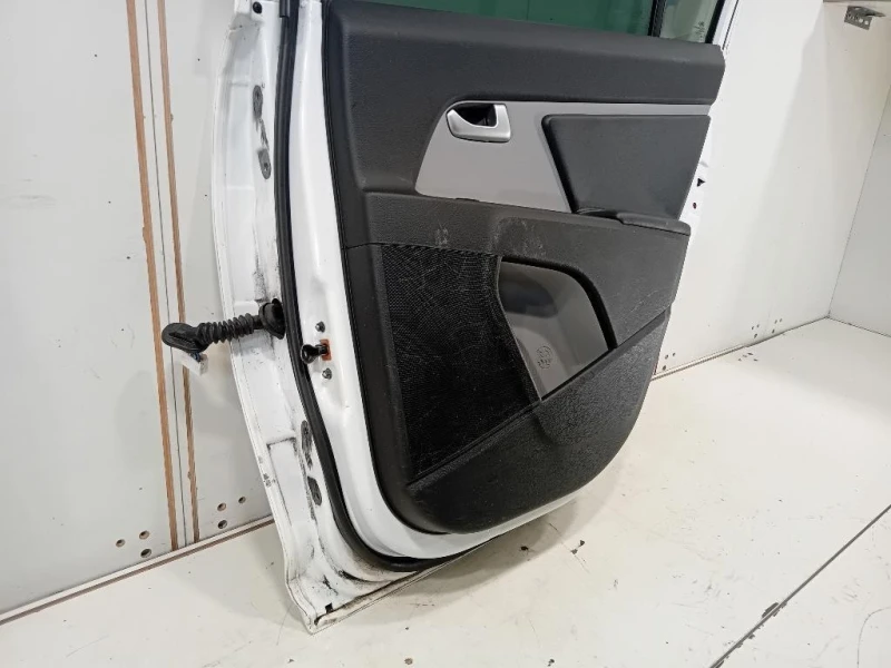 Porta POST DX 770043W010 Kia Sportage III 2010