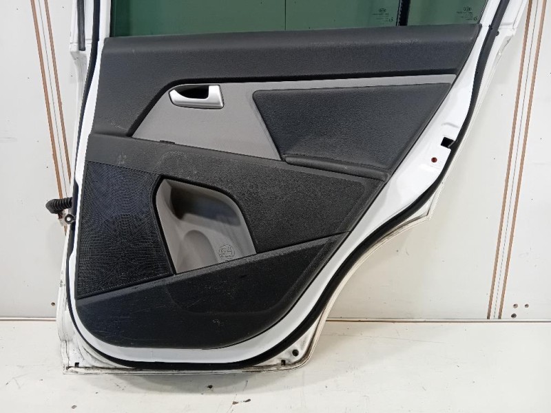 Porta POST DX 770043W010 Kia Sportage III 2010