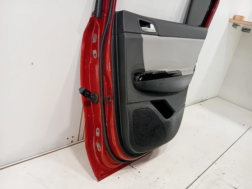 Porta POST DX 770043W010 Kia Sportage III 2010