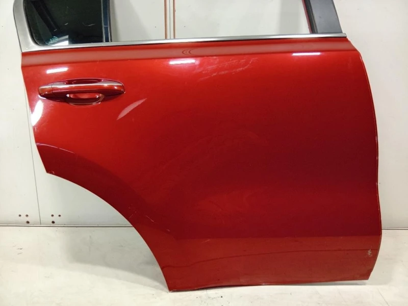 Porta POST DX 770043W010 Kia Sportage III 2010