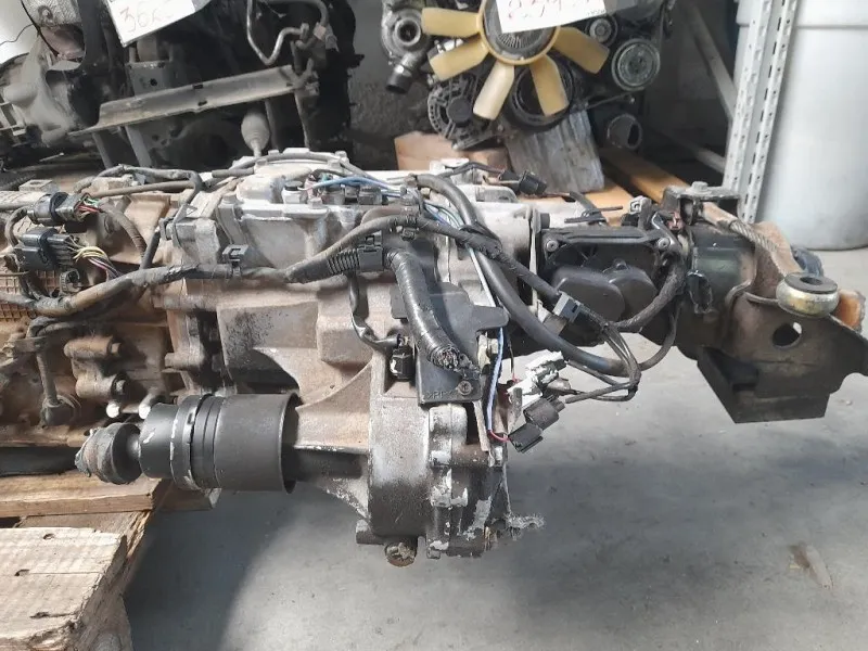 Cambio 4M41 3201A038 Mitsubishi Pajero III 2000