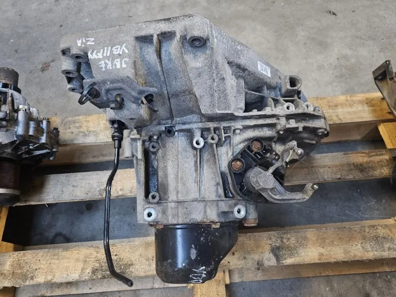 Cambio CE JRQ S2G ST 3201001Q2G Nissan JUKE I 2010