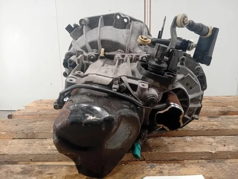 Cambio 081210701E 3137743B0B Nissan NOTE I 2006