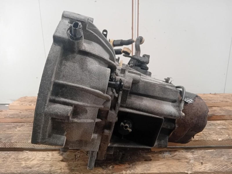 Cambio 081210701E 3137743B0B Nissan NOTE I 2006