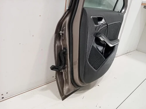 Porta POST DX A1767300205 Mercedes Classe A W176 2013