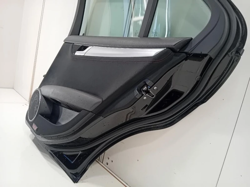 Porta POST DX A2047302100 Mercedes Classe C W204 2011