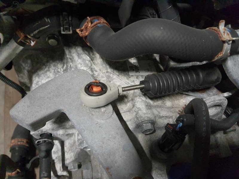 Cambio 32010JG76E Nissan X-trail III 2011