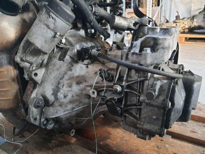 Cambio 24583202 A14XER Opel Astra J 2010