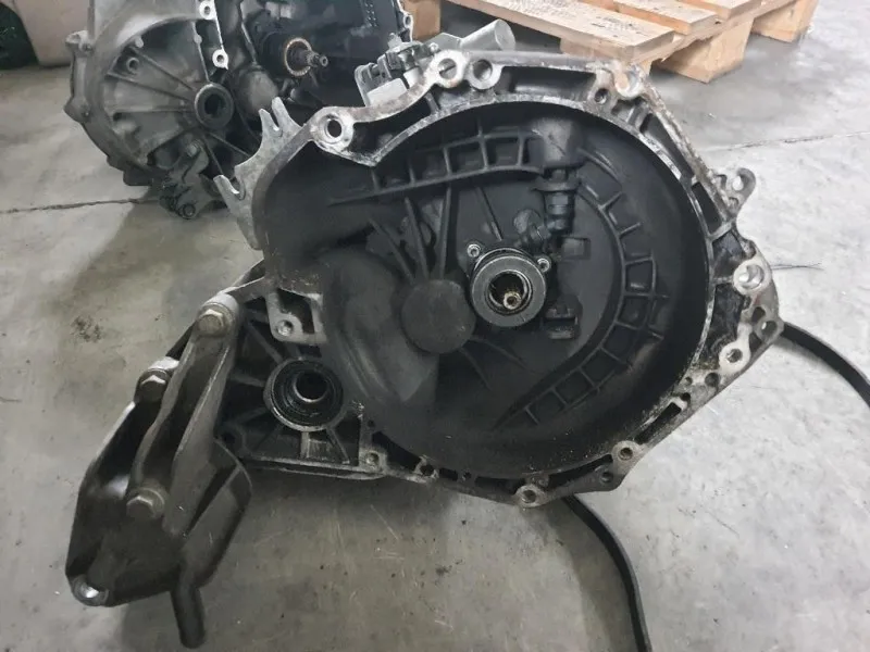 Cambio 24583202 A14XER Opel Astra J 2010