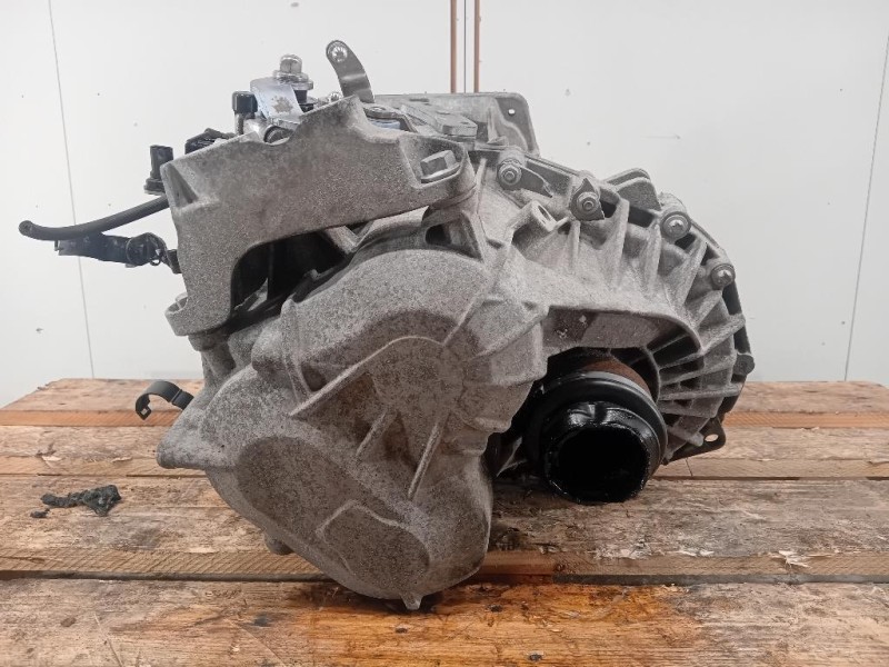 Cambio 55582868 Opel Astra J 2010