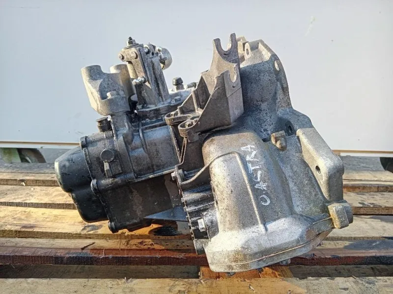 Cambio MDG 5 MARCE MANUALE Opel Astra J 2012