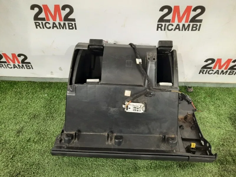 BOX Portaoggetti Completo 682526225R Renault Kadjar 2015