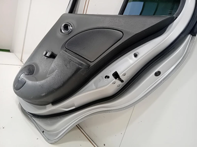 Porta POST DX H210M1HAMB Nissan Micra IV 2013