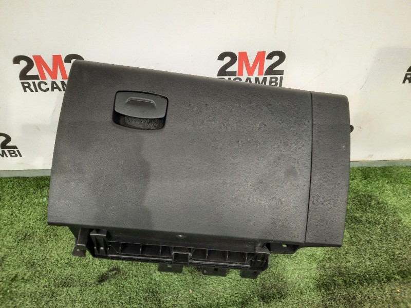 BOX Portaoggetti Completo 682526225R Renault Kadjar 2015