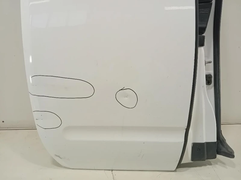 Porta POST DX 82100EB30J Nissan Navara 2010