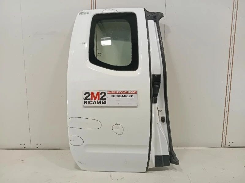 Porta POST DX 82100EB30J Nissan Navara 2010