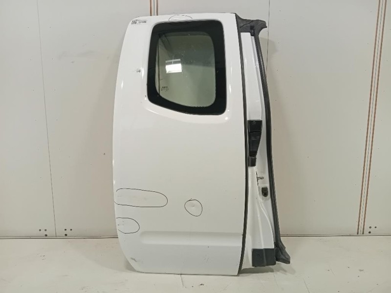 Porta POST DX 82100EB30J Nissan Navara 2010